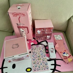 Hello Kitty Bundle